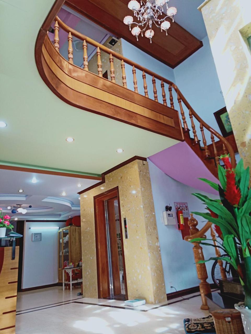 Khach San Nhu Yen Hotel ญาจาง ภายนอก รูปภาพ